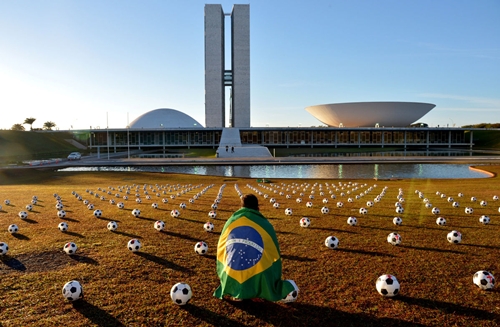 World Cup khó cứu kinh tế Brazil